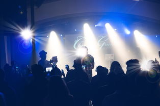 milanAPP下载入口官网-直播互动：球迷与现场氛围的完美结合，篮球直播话术